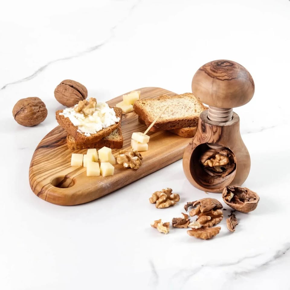 Cracker-Nüsse,gefertigt aus Olivenholz, Handgefertigte Geschenke