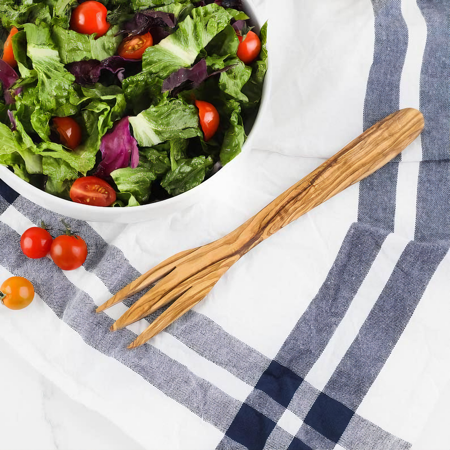 Serviergabel aus Olivenholz mit natürlicher Maserung, ideal zum Servieren von Fleisch und Beilagen