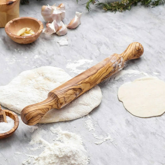 Handgefertigtes Nudelholz aus Olivenholz, top als Geschenk für Mama