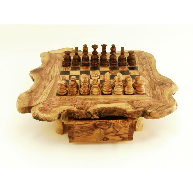 Besonderes Geschenk: handgemachtes Olivenholz-Schachbrett mit warmer, natürlicher Holzmaserung