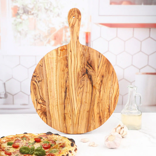 Handgemachtes Olivenholz Pizzabrett – vielseitig für Küche & Tisch

