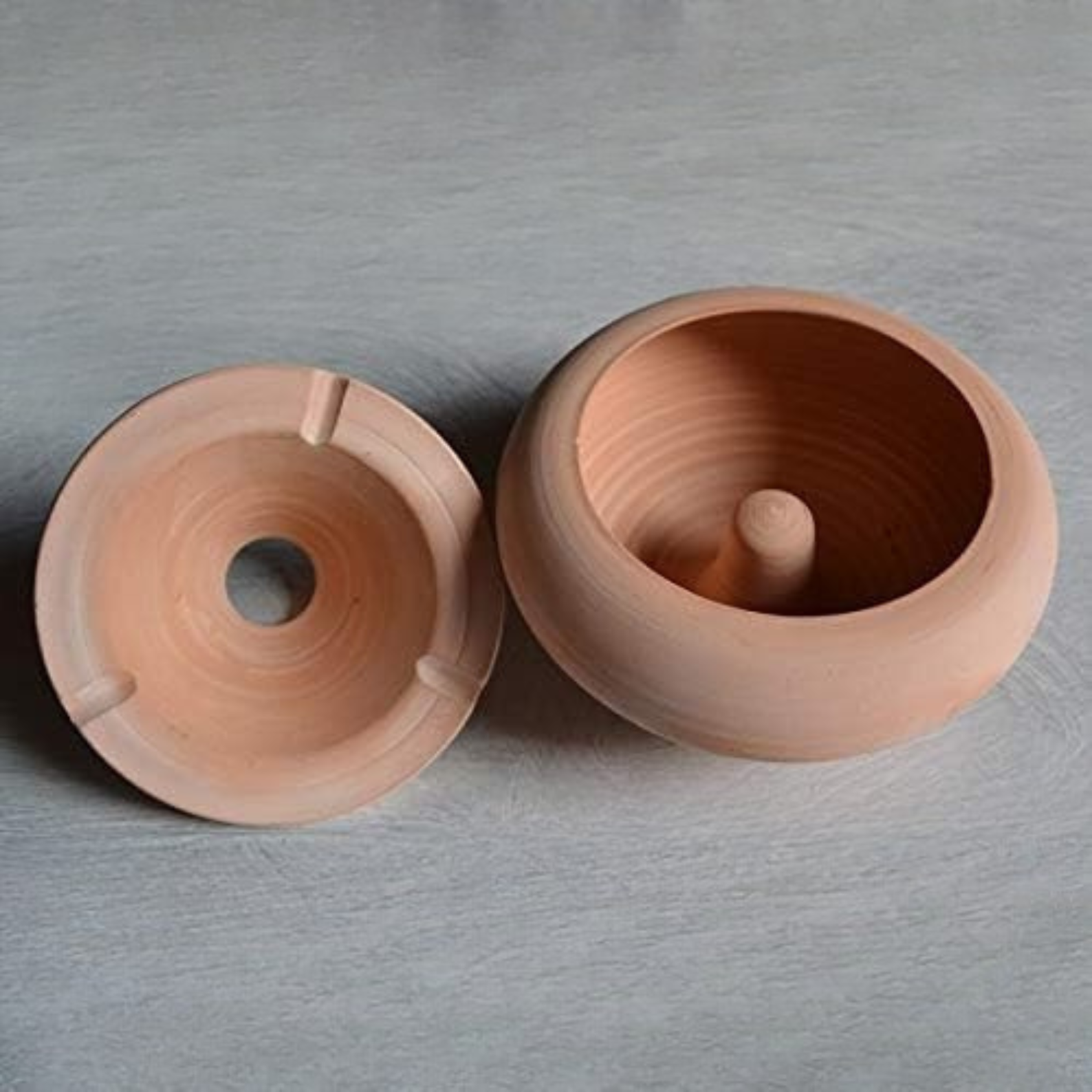 Marokkanischer Clay Decor Aschenbecher aus Terrakotta – liebevoll von Hand gedreht in Tunesien