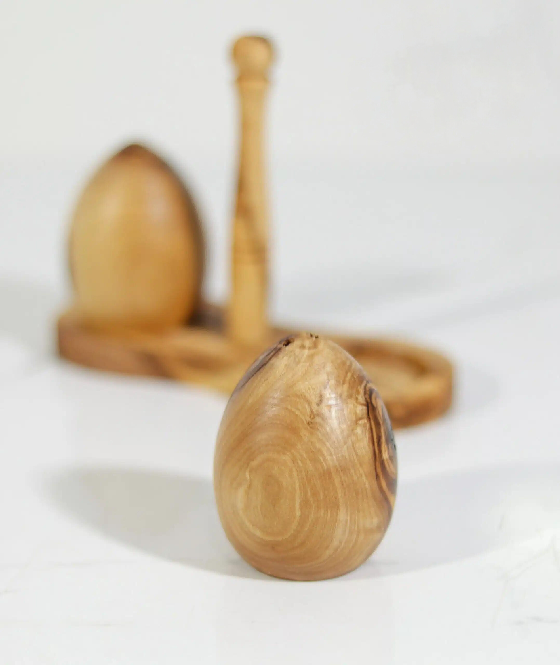 Handgemachter Salz- und Pfefferstreuer aus massivem Olivenholz