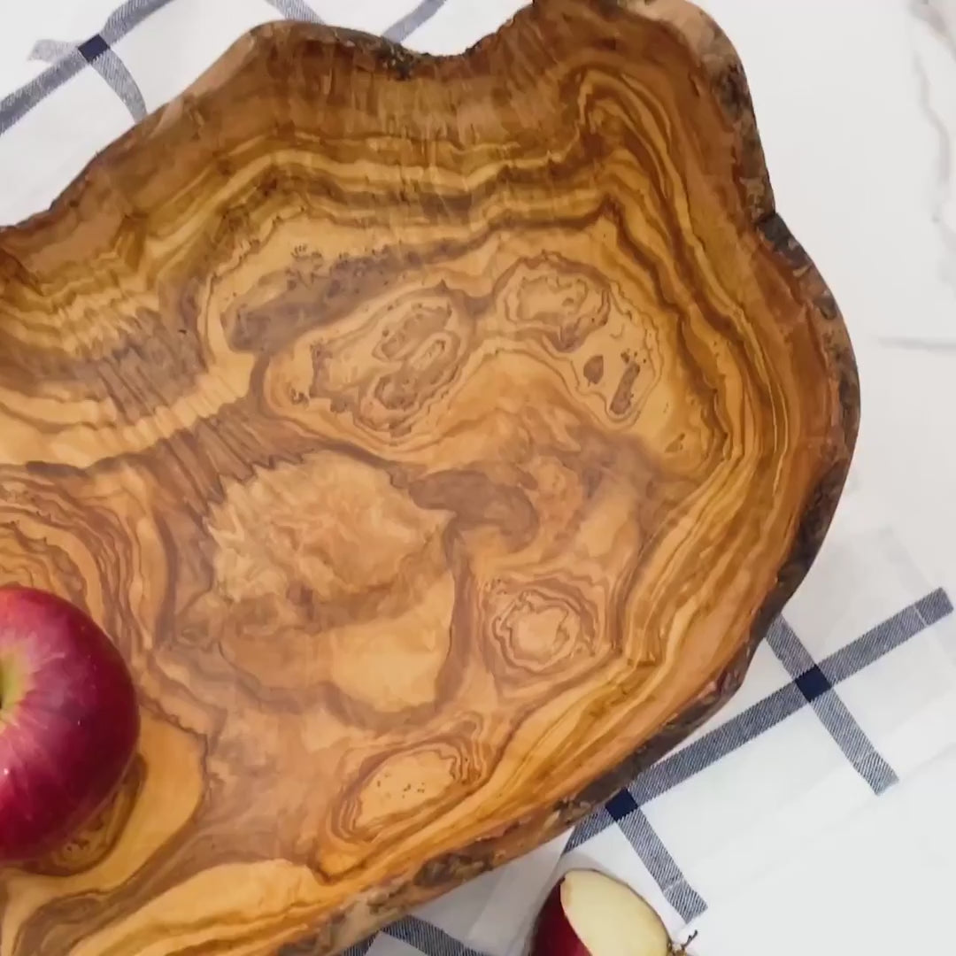 Eleganter Obstkorb aus Olivenholz – nachhaltiges mediterranes Wohnaccessoire